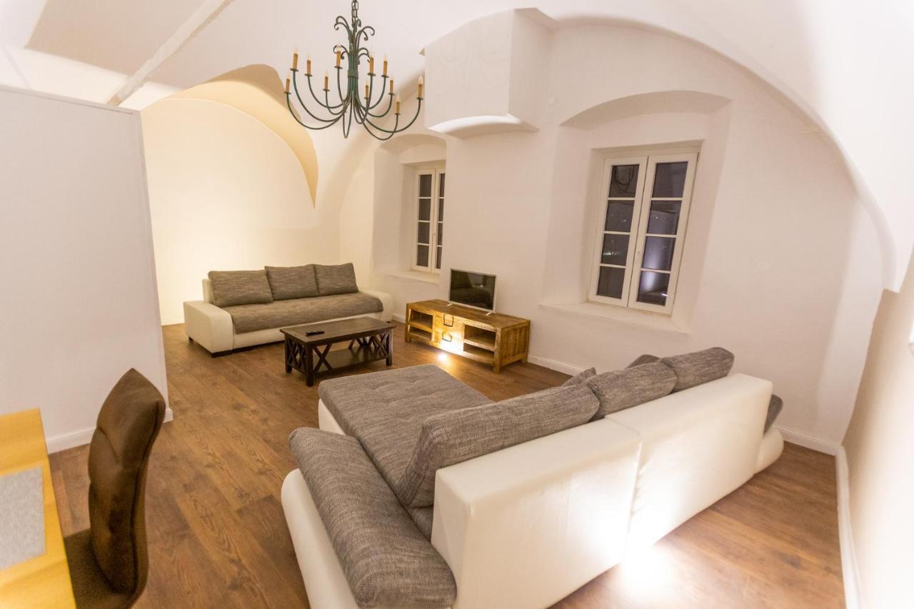 Pferdegut Schloss Treffen Apartments Gortschach  Eksteriør billede