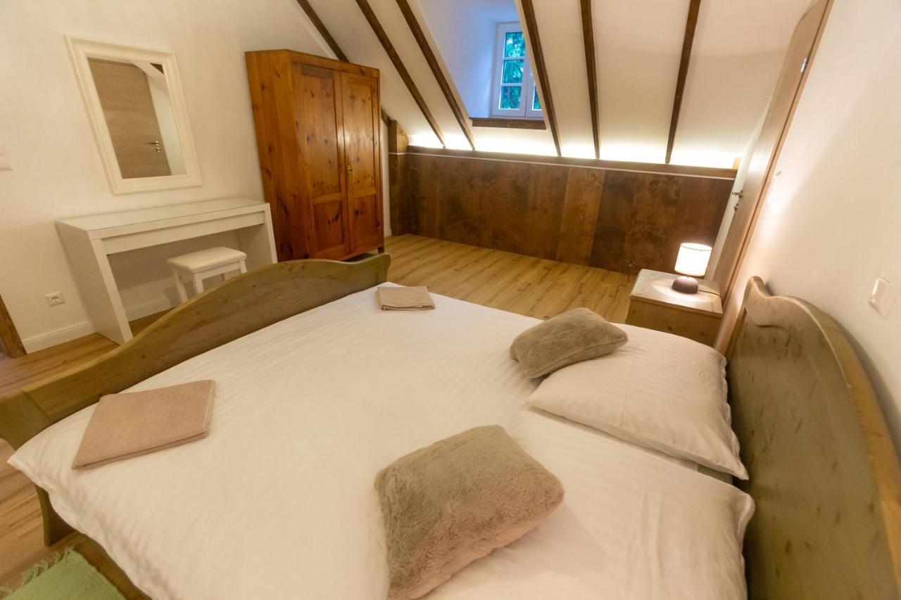 Pferdegut Schloss Treffen Apartments Gortschach  Eksteriør billede